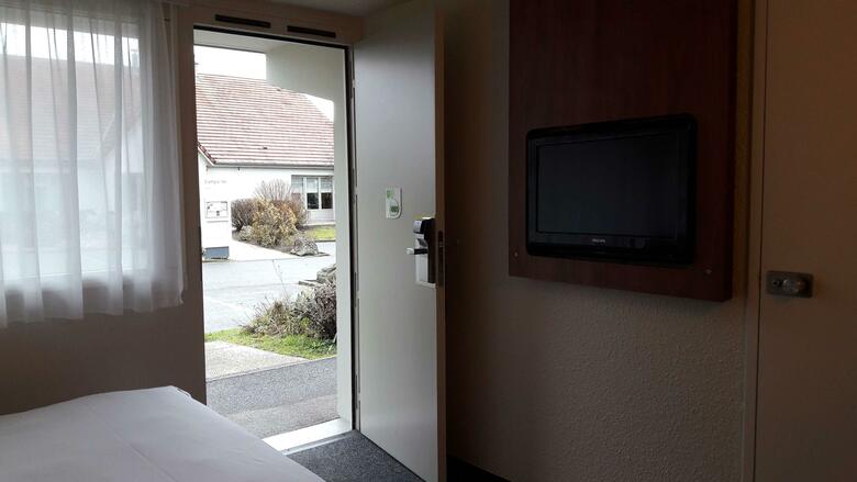 Hotel Campanile Montlu�on- Saint- Victor