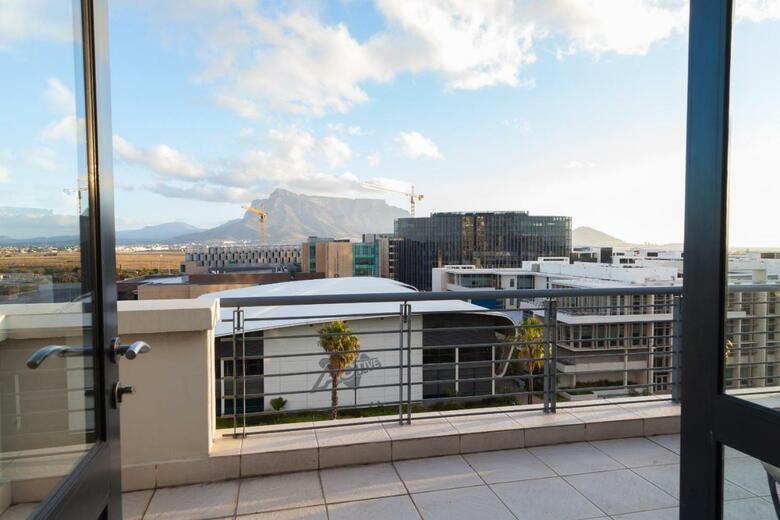 Hotel Protea Colosseum