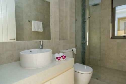 3 Bedroom Sea View Villa Escape