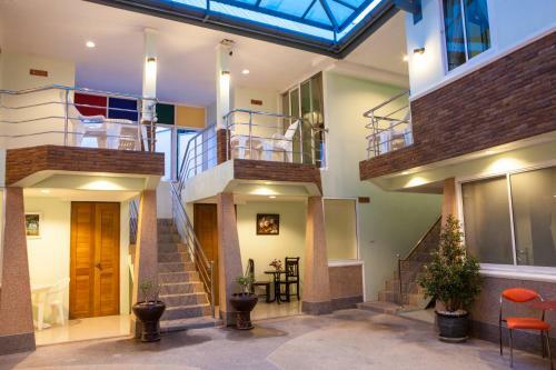 Hostal Fahsai Bay Villa