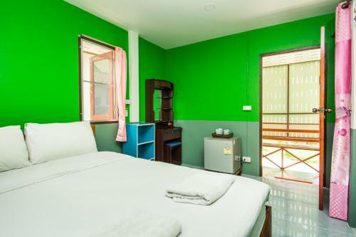 Hostal Sarm Mork Guest House
