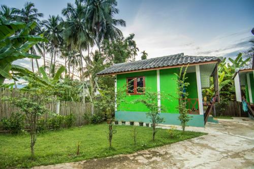 Hostal Sarm Mork Guest House