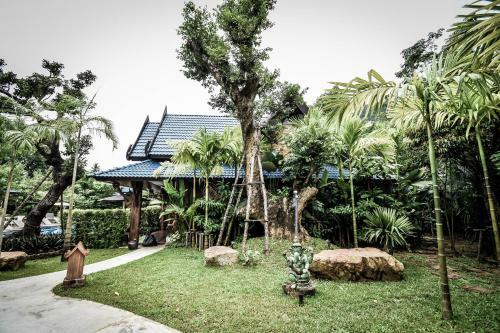 Hotel The Nine Thipthara Klongson Resort