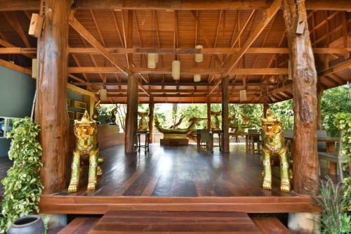 Hotel The Nine Thipthara Klongson Resort