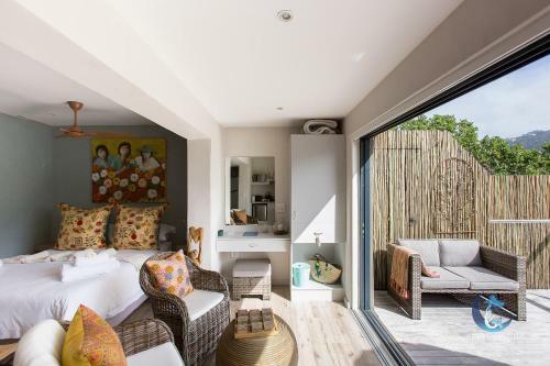 Hostal Pearl Moon Boutique Suites
