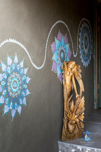 Hostal Pearl Moon Boutique Suites