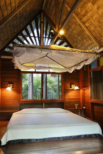Hotel Naga Hill Resort