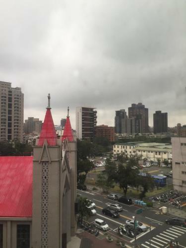 Berkeley Business Hotel Zhongzheng
