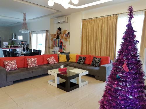 Hostal Chaopingjia Fengge Guesthouse