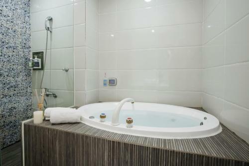 Motel Duo Romance Hotel