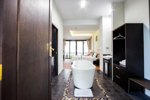 Hotel Jamadevi Lamphun