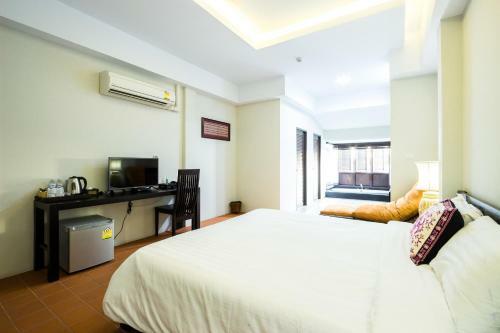 Hotel Jamadevi Lamphun
