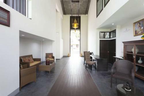 Hotel Jamadevi Lamphun