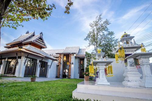 Hotel Jamadevi Lamphun