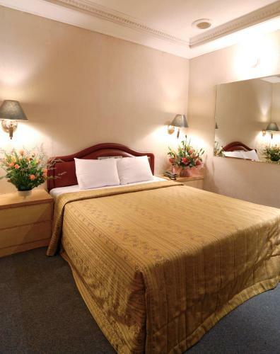 Posada Empire Hotel