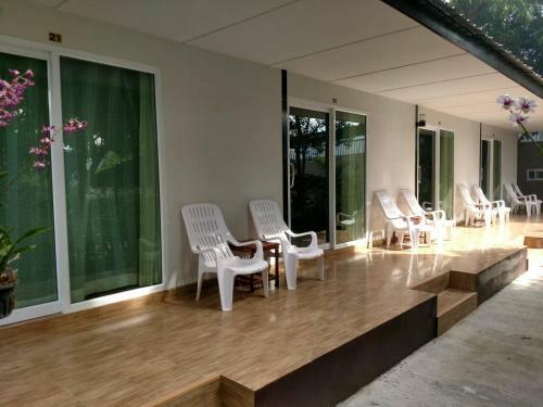 Hostal Lipe Village