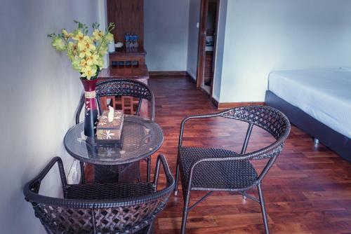 Hostal Lipe Village