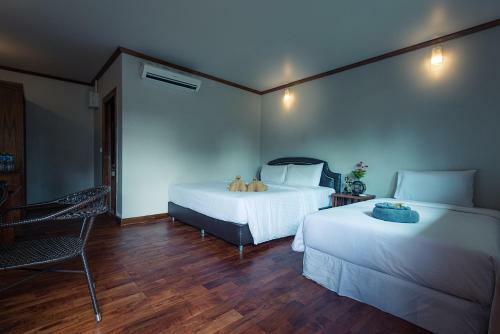 Hostal Lipe Village