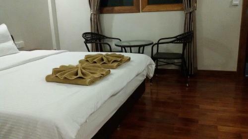 Hostal Lipe Village