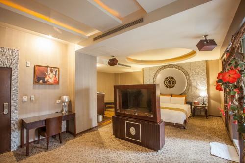 Spring Breeze Hotel