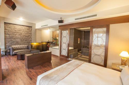 Spring Breeze Hotel