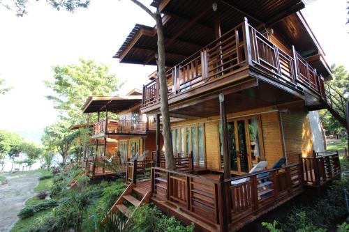 Hostal Longbay Lipe