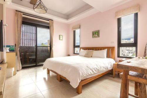 Jhongshan Building Bed And Breakfast