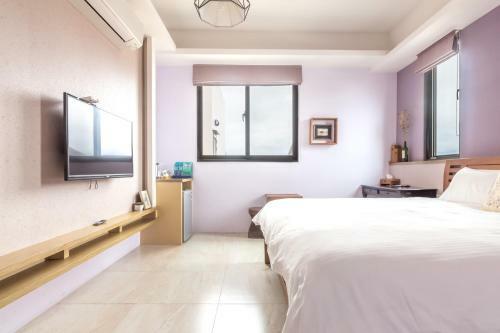 Jhongshan Building Bed And Breakfast