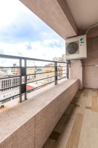 Jhongshan Building Bed And Breakfast