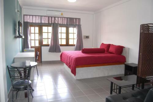 Sea & Sand Hotel