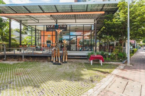 Apartamento Condo In Kata In Ozone A305