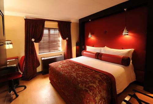 Hostal Cycad Guest House