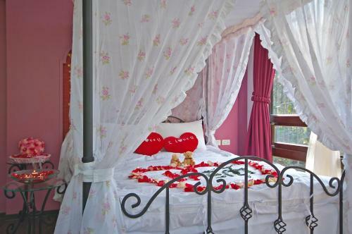 Full House Homestay