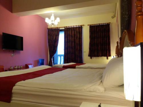 Money B&B