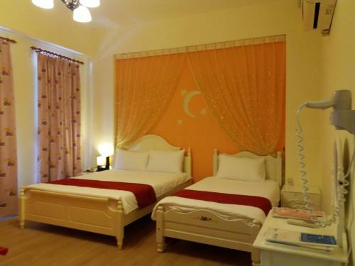 Money B&B