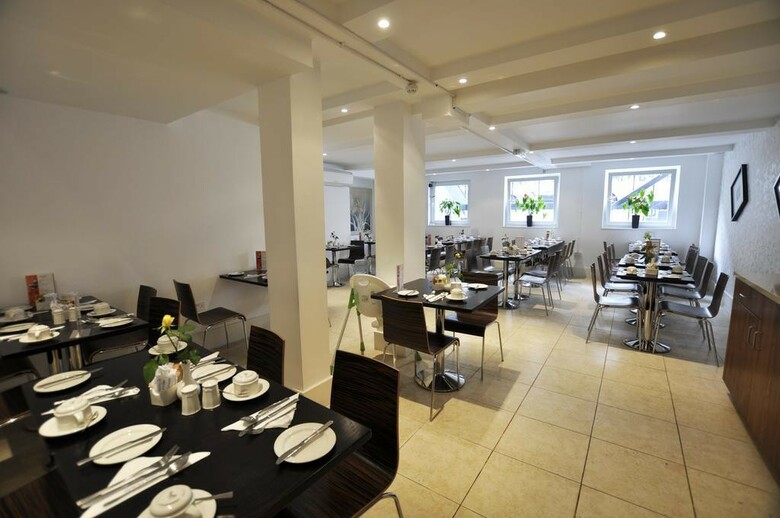 Hotel Kensington Court