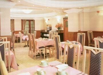 Pembridge Palace Hotel