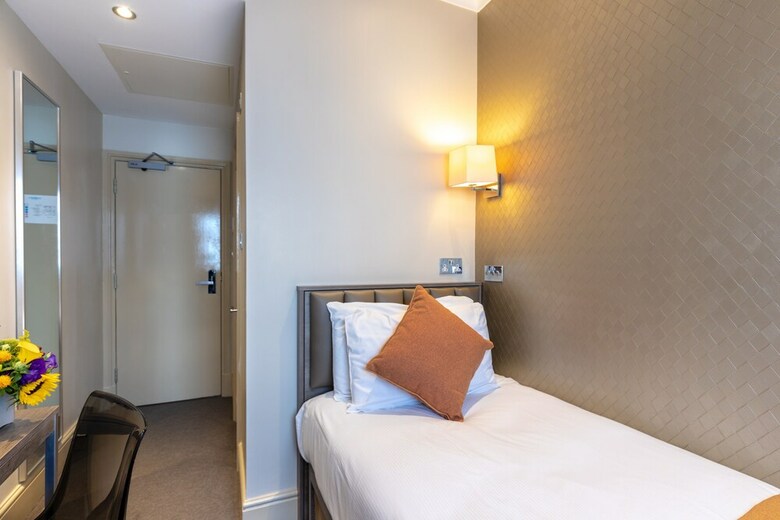 Hotel Sidney