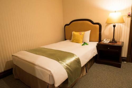 Wei-yat Grand Hotel