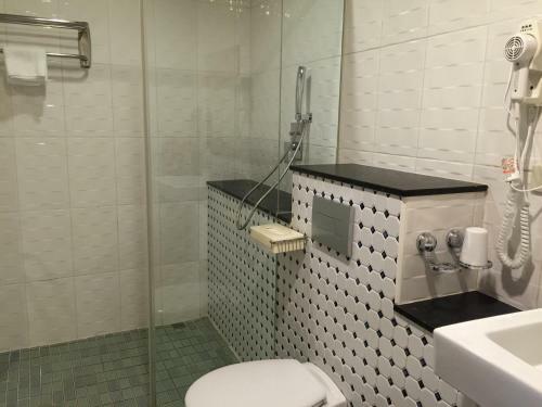 Two Dots On Line Homestay