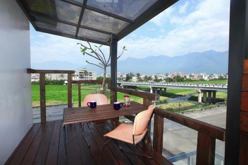 Two Dots On Line Homestay