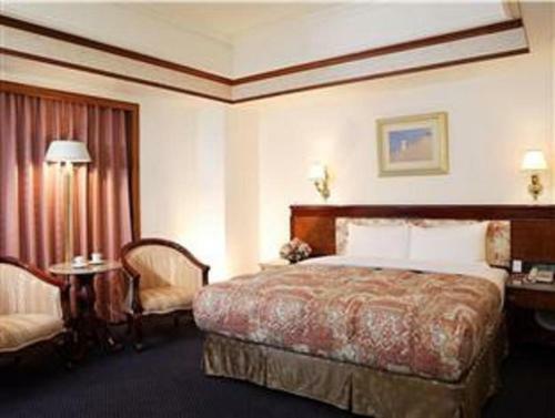 Noble Hotel
