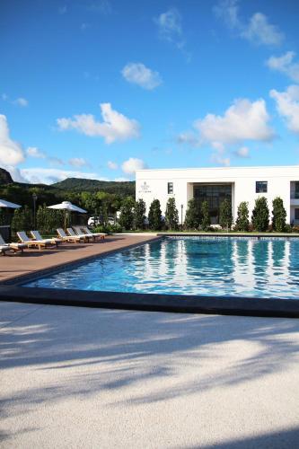 Bed & Breakfast Dozen Park Kenting