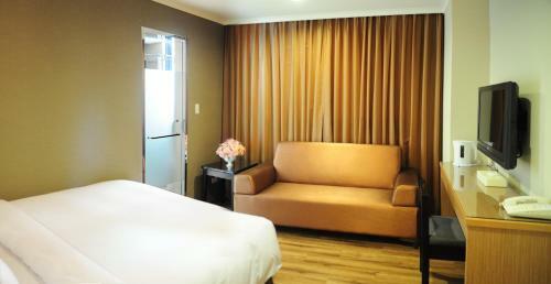 Garden Hotel