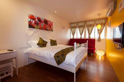 Bed & Breakfast Red Chimney Hostel