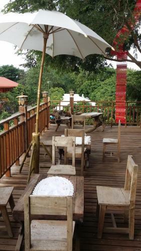 Hostal Honey Land