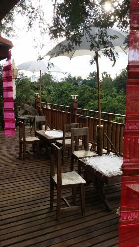 Hostal Honey Land