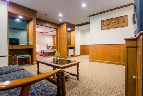 City Park Hotel