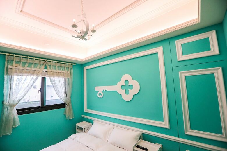 Hotel Happiness Station B&B