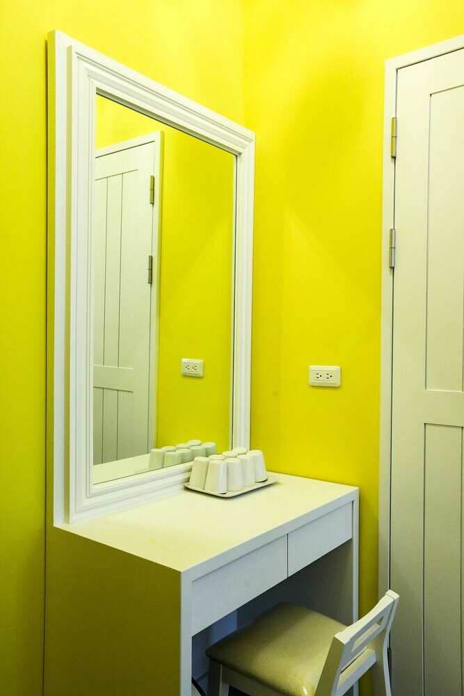 Hotel Happiness Station B&B